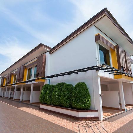The Ring Hotel Hat Yai Exterior foto