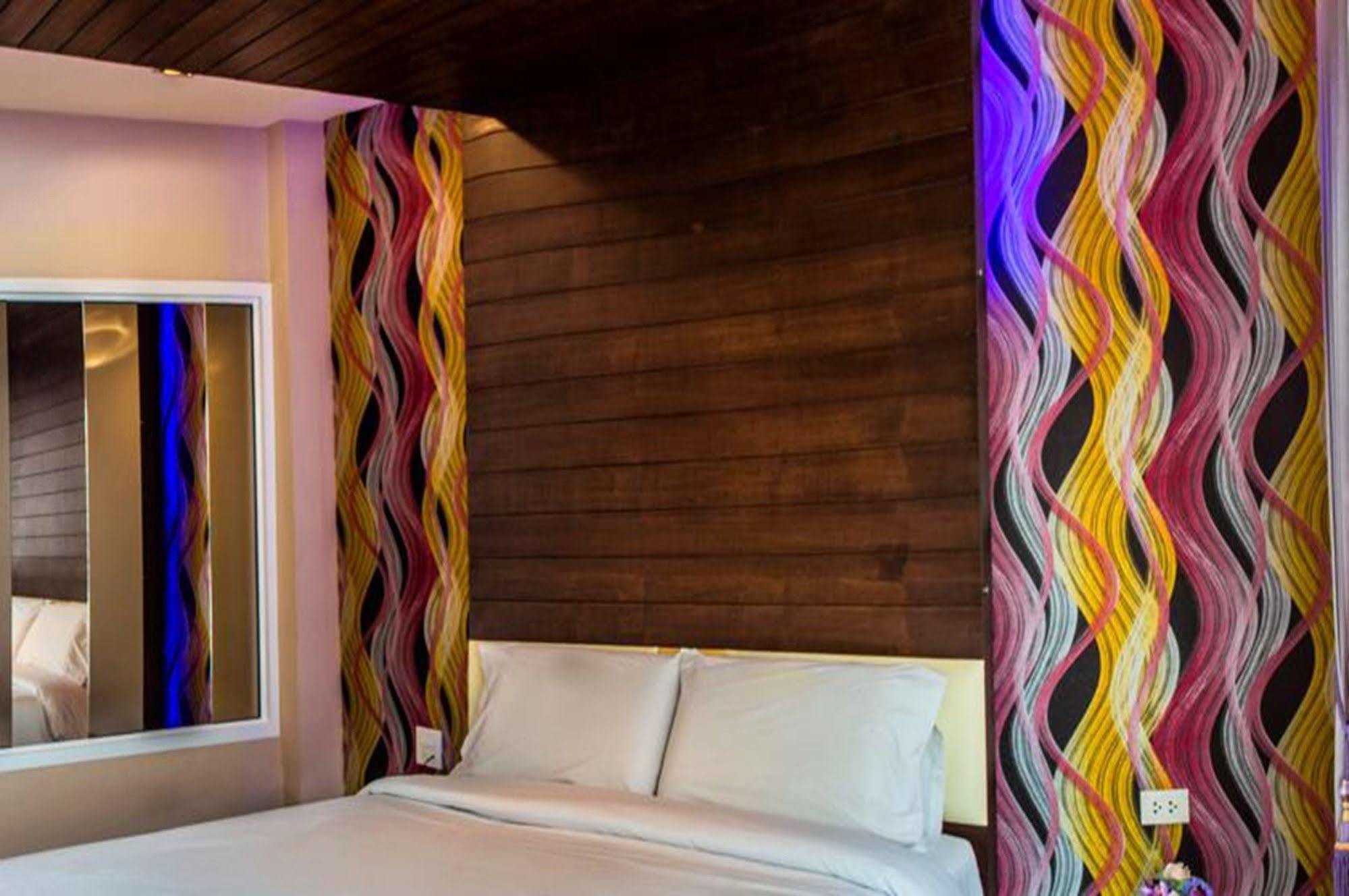The Ring Hotel Hat Yai Exterior foto
