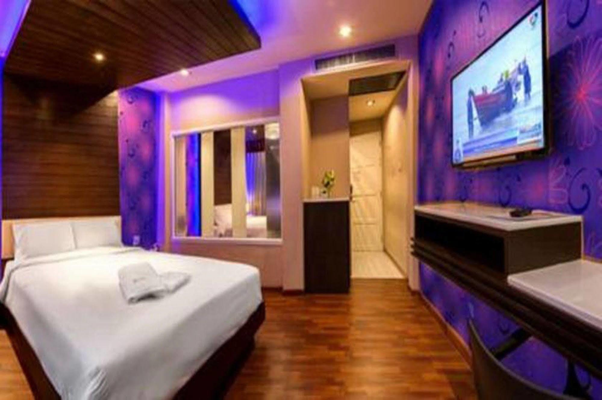 The Ring Hotel Hat Yai Exterior foto