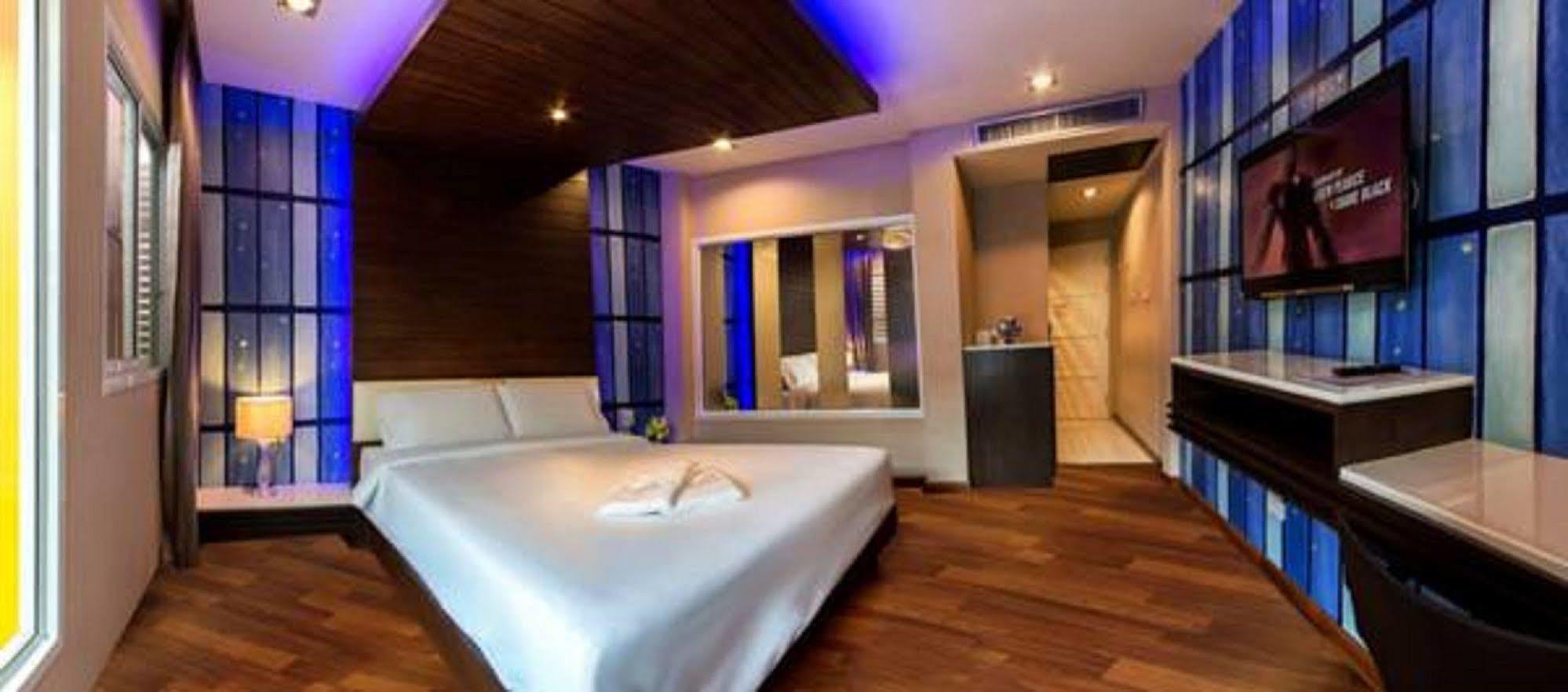 The Ring Hotel Hat Yai Exterior foto